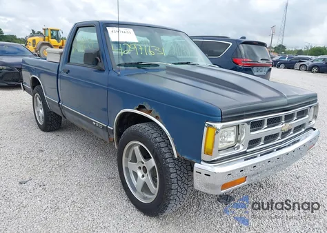 1993 Chevrolet S Truck S10 из США, поврежденный, VIN 1GCCS14R8P8117486